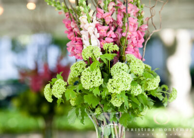 Stunning wedding floral centerpieces – snapdragons!