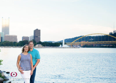 Jenna and Kit – engagement photos on Pittsburgh’s North Shore