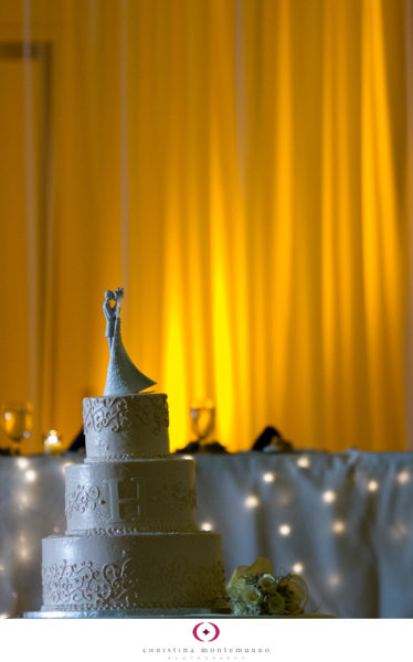 Jess Greg Soldiers and Sailors Wedding Reception Pittsburgh Round Tiered Wedding Cake Yellow Uplighting